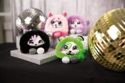 Nici 47906 Pixidoos Pets 2-in-1 Wendeplüsch Affe Nanbi 12cm Blau-lila Plüsch -Boutique-Laden für Plüschtiere 47907 10 47906 47909 47908 Milieu 2048x1365 1