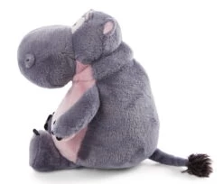 Nici 47968 Nilpferd DJ Nilbert 35cm Sitzend Plüsch Wild Friends GREEN 8 Nici 47968 Nilpferd DJ Nilbert 35cm Sitzend Plüsch Wild Friends GREEN -Boutique-Laden für Plüschtiere 47960 02 ZA Frei 2048x1693 2